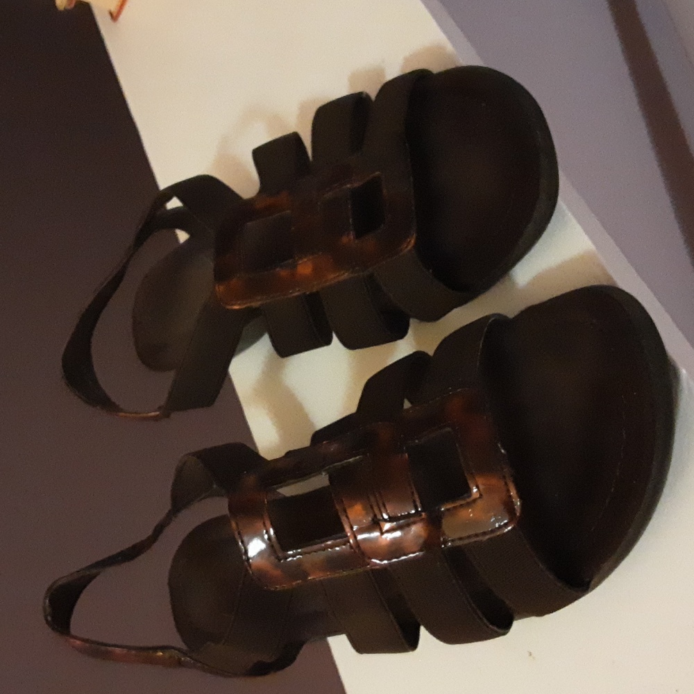 Mootsies tootsies brown sandals size 6m.